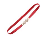 Smalt elastisk bælte i rød med perle lukning 